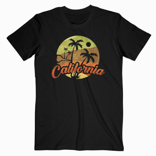 California Retro Surf Vintage Surfer Surfing Distressed T Shirt